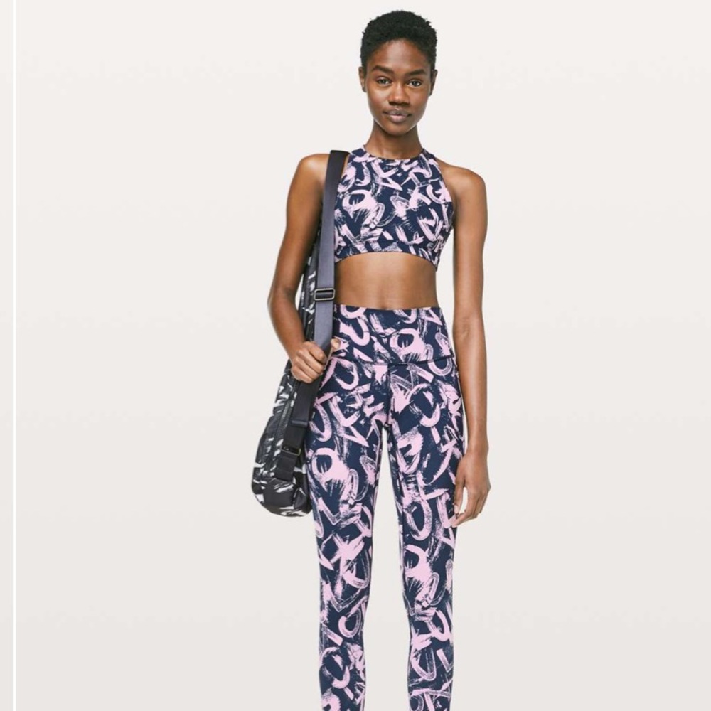 Lululemon Free To Be Serene Bra *High Neck
In Graffiti Pop Antoinette True Navy